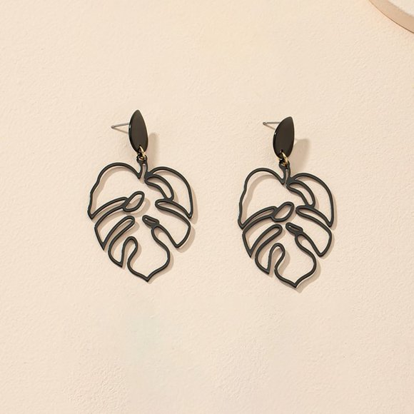 Bohemian Black Monstera Leaf Tropical Palm Frond Tree Leaf Dangle Earrings NEW - Picture 5 of 5